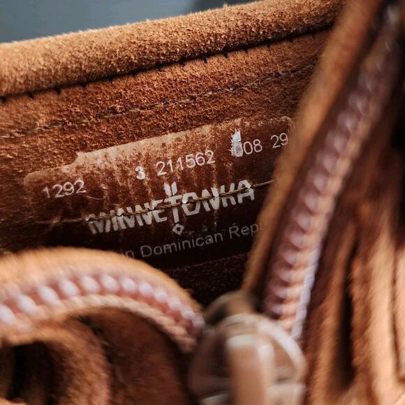 Minnetonka Youth Size 3 Brown Suede Fringe Zip Ankle Moccasin Boots - Picture 6 of 8